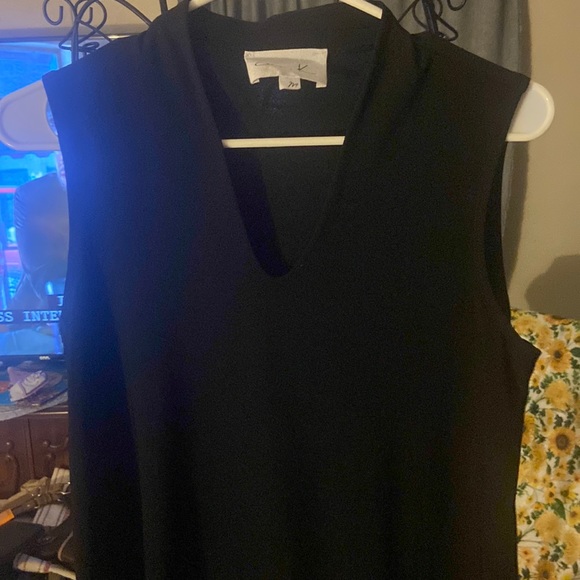 Tank top size medium - Picture 1 of 5